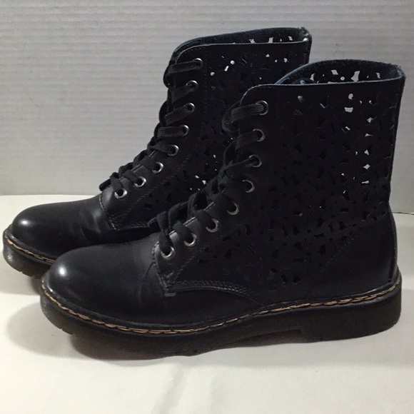 Modern Rush black leather pierced lace up boots - Picture 2 of 11